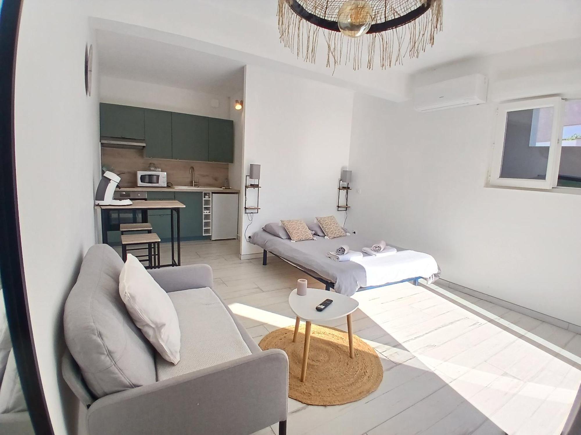 Maison Basalte Agde Extérieur photo