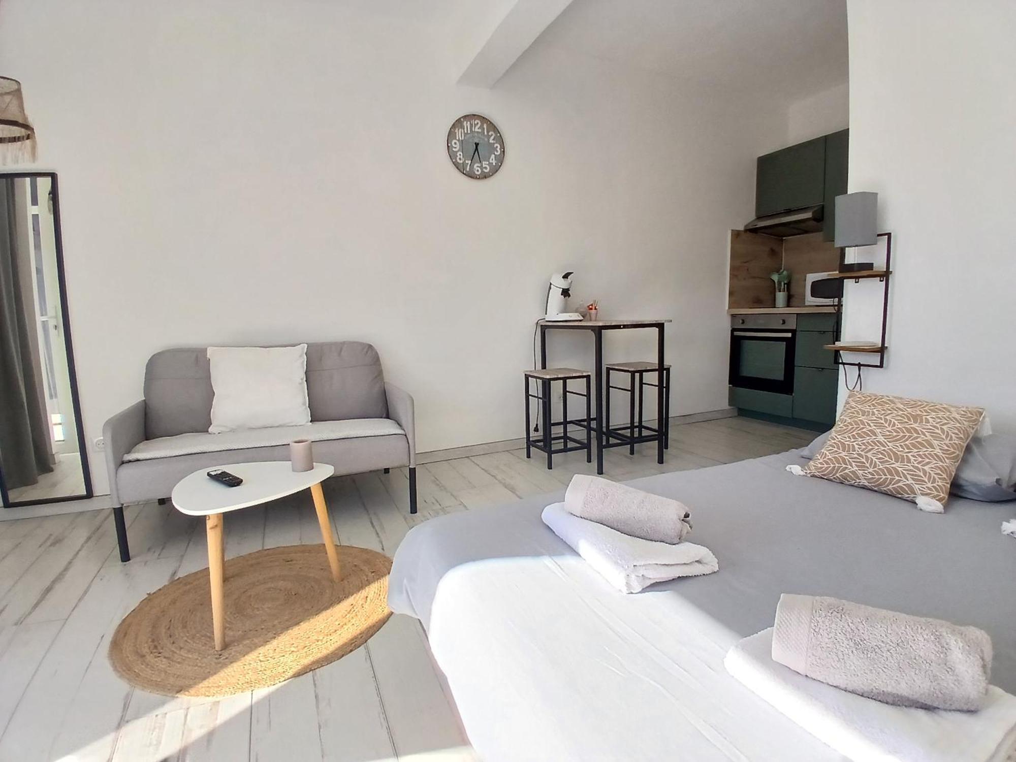 Maison Basalte Agde Extérieur photo